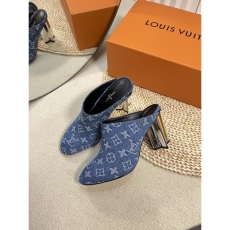 Louis Vuitton Slippers